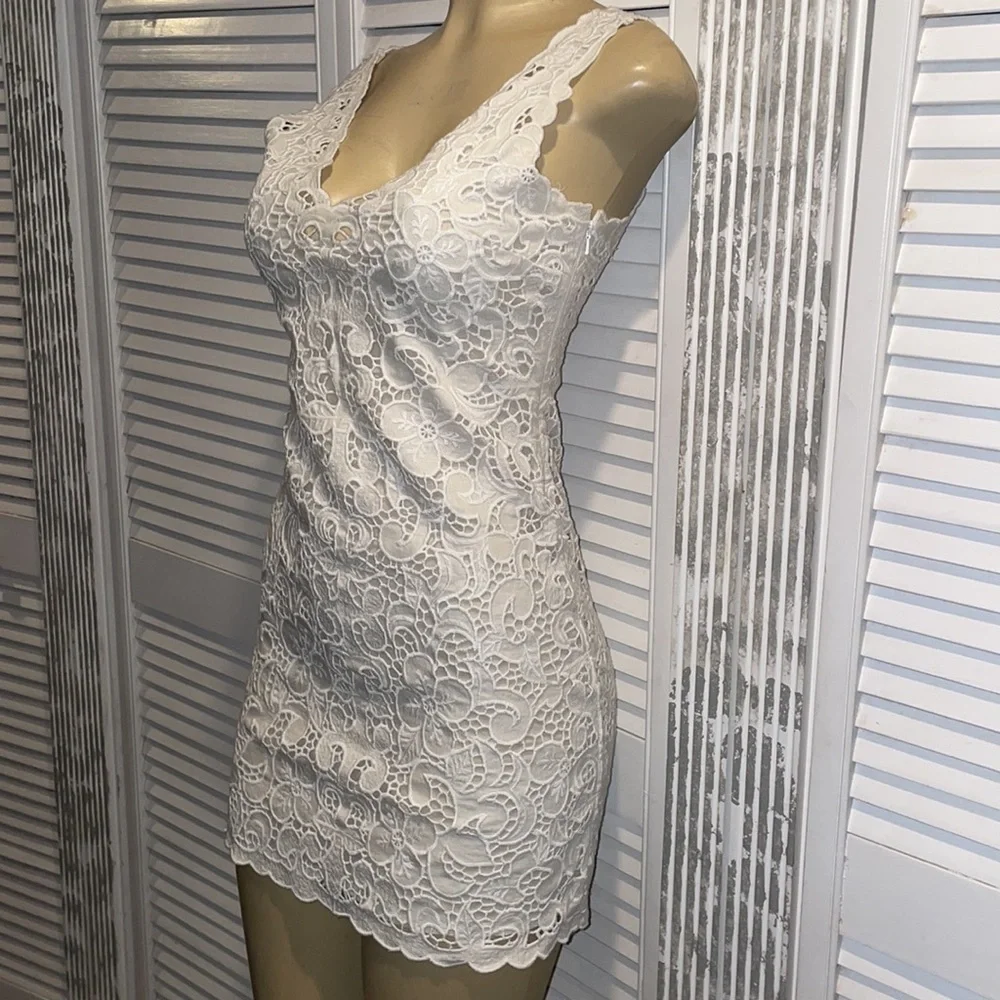 CALYPSO ST. BARTH DRESS KAGAMI WHITE LINEN EMBROIDERED LACE SIZE EXTRA SMALL - Picture 5 of 9